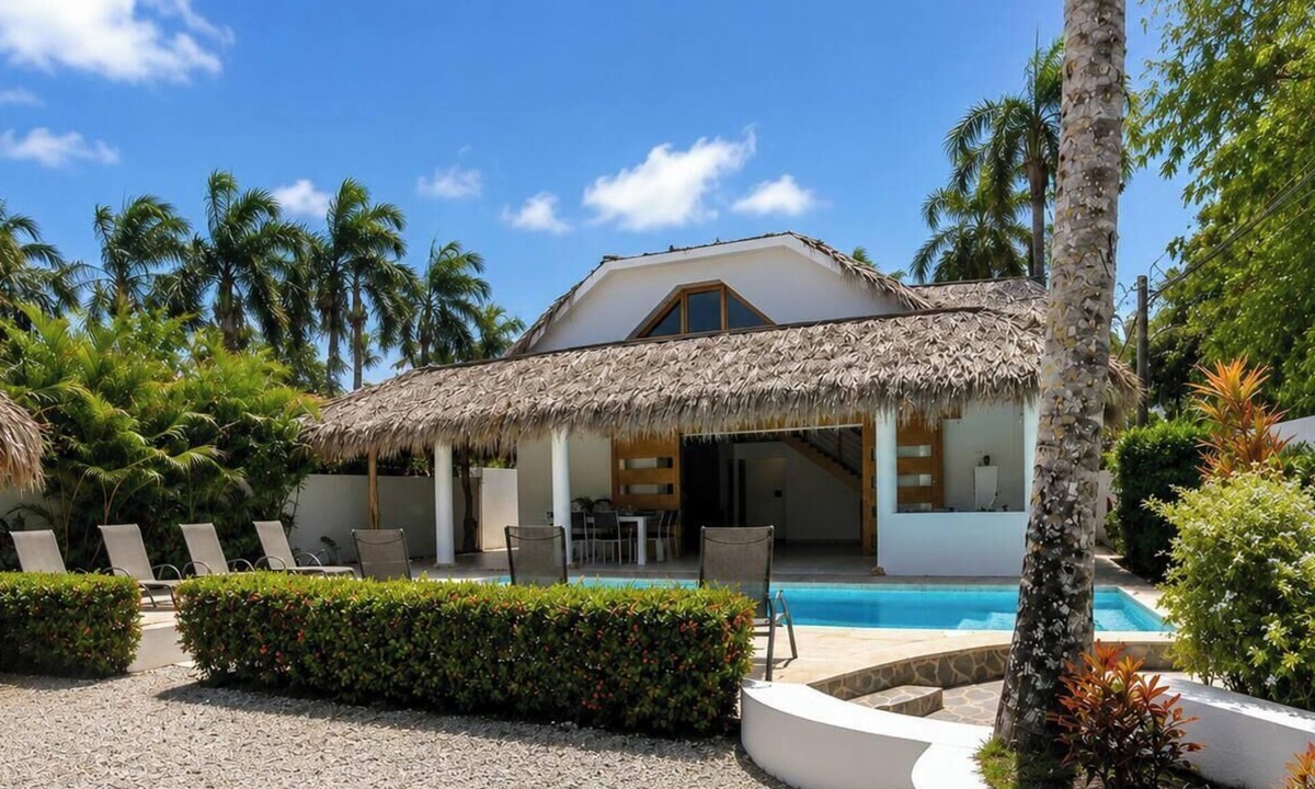 Las Terrenas Villa | House with swimming pool 300m from Las Ballenas beach