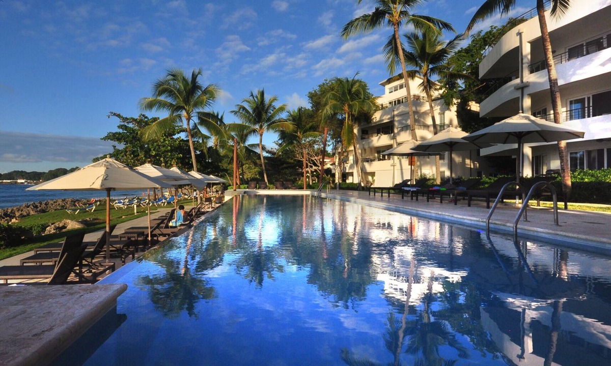 El Batey Hotel | Infiniti Blu Luxury Hotel