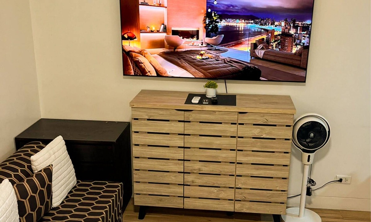Binan City Apartment | JFam Suites | C3-9D Studio | Up To 4 Pax