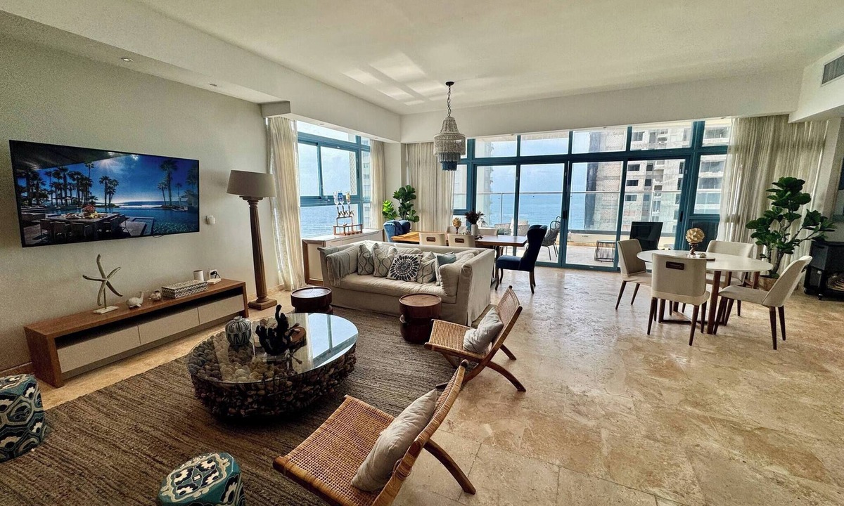 Villas Del Mar Apartment | JuanDolio Penthouse 3 bedrooms Beachfront frente a hemingway
