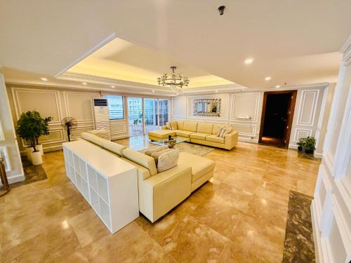 Paranaque Apartment | LetStay Near Okada Manila 3BR Condo 366 Sqm
