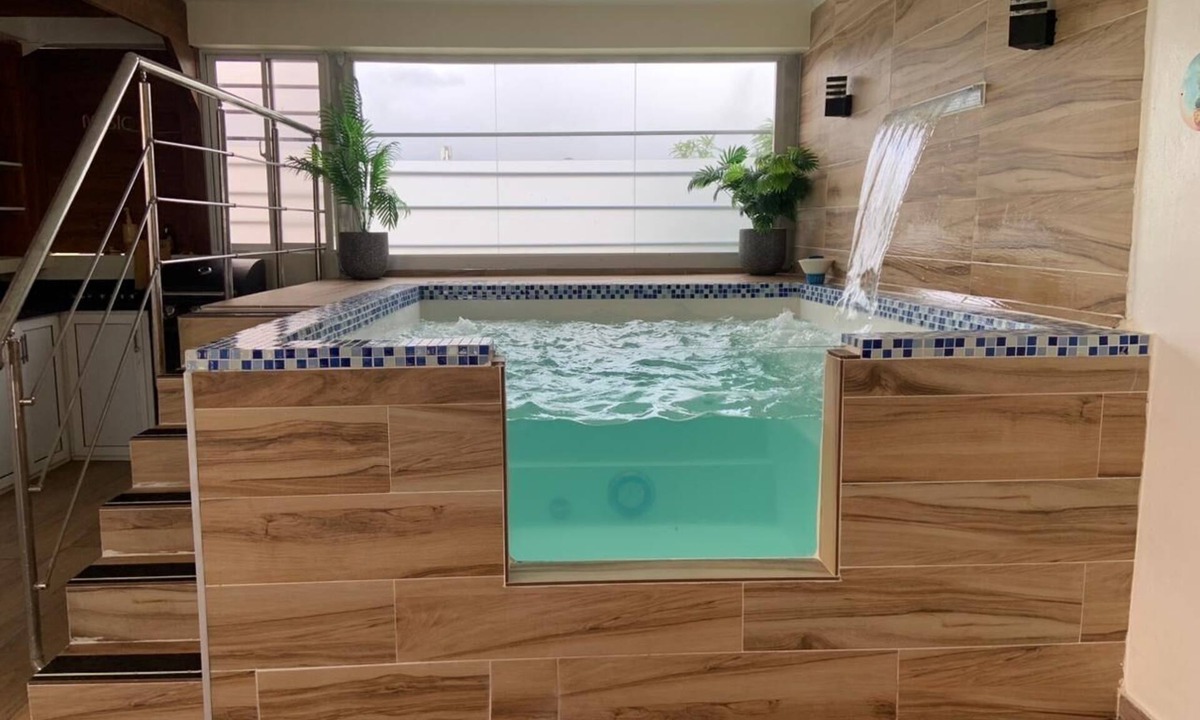 Bani Apartment | Lianas Rooftop apartment + Private Jacuzzi Just 8 min Near the Beach