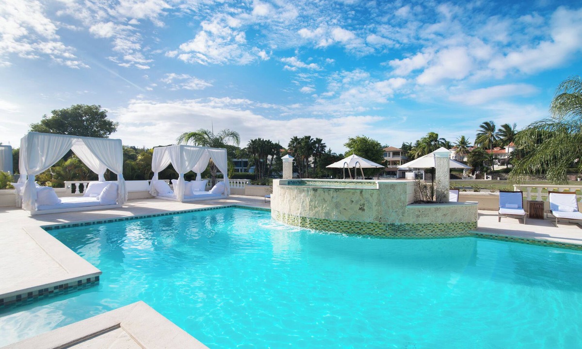 Los Maestros House | Luxe All-Inclusive Villa w/Private Pool & Hot Tub