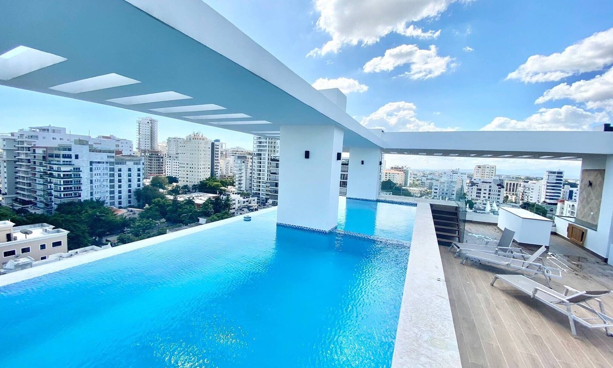 Yolanda Morales Condo | Luxury 1br , Pool, Gym, Close Agora Mall