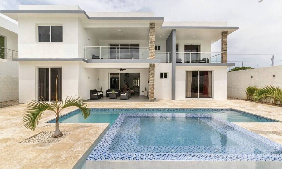 Sosua Villa | luxury and modern 10Br villa in SOSUA with basketball court