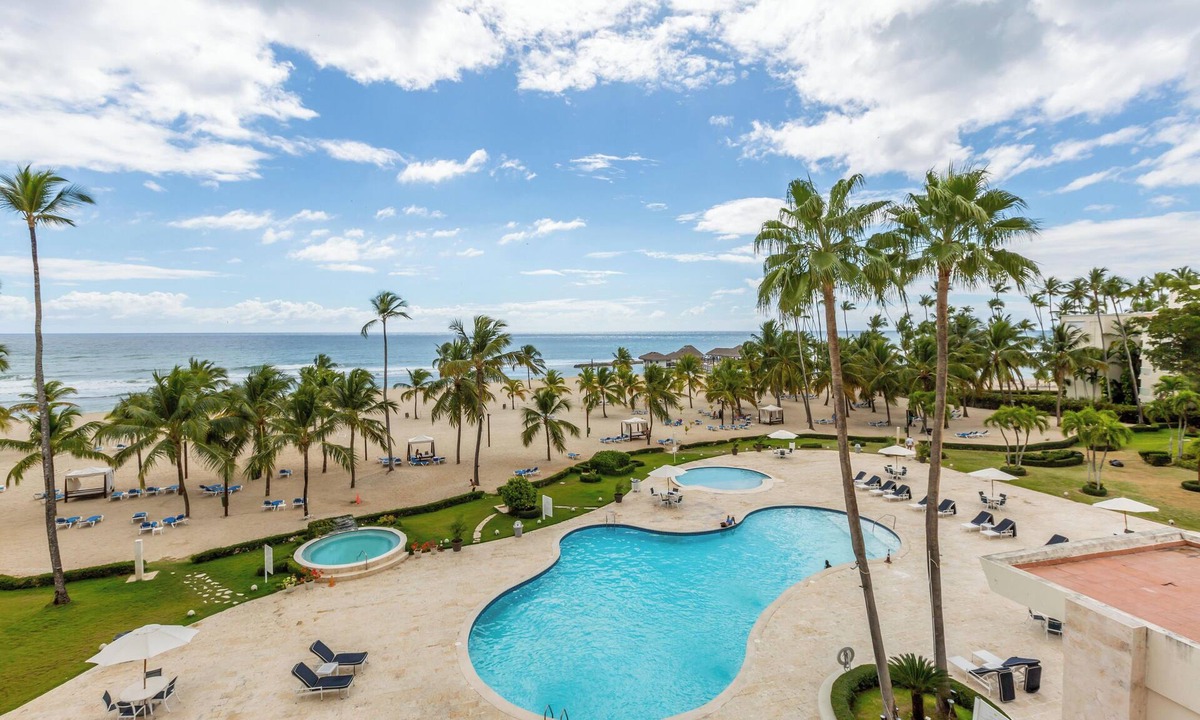 Villas Del Mar Apartment | Luxury Condo| Beachfront| Full Kitchen| Fast wifi