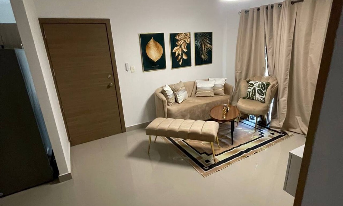 La Caleta Apartment | Luxury Hotel style Apartment. With a/c, hot and cold water. 3bs 2 bathroom