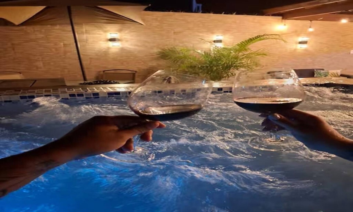 Mendoza Condo | Luxury Penthouse/private Jacuzzi/BBQ Terraza Bar in Santo Domingo Este