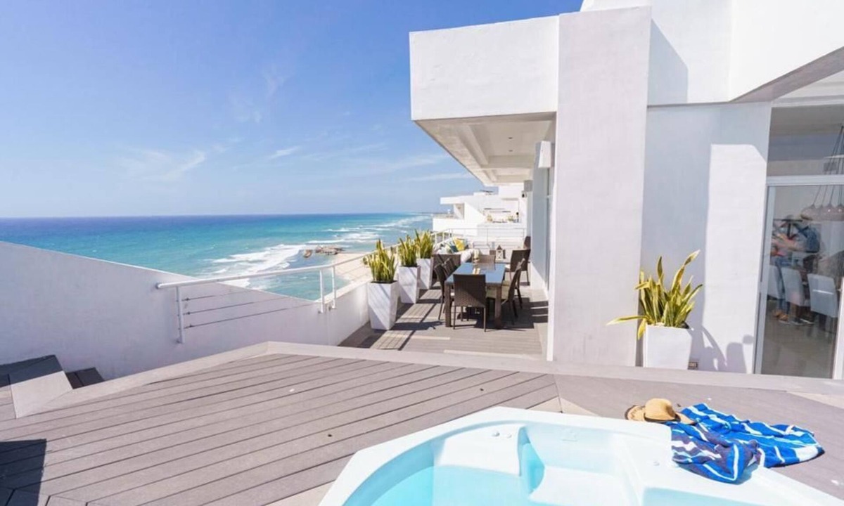 Villas Del Mar Condo | Luxury penthouse Porto bello Bellísima