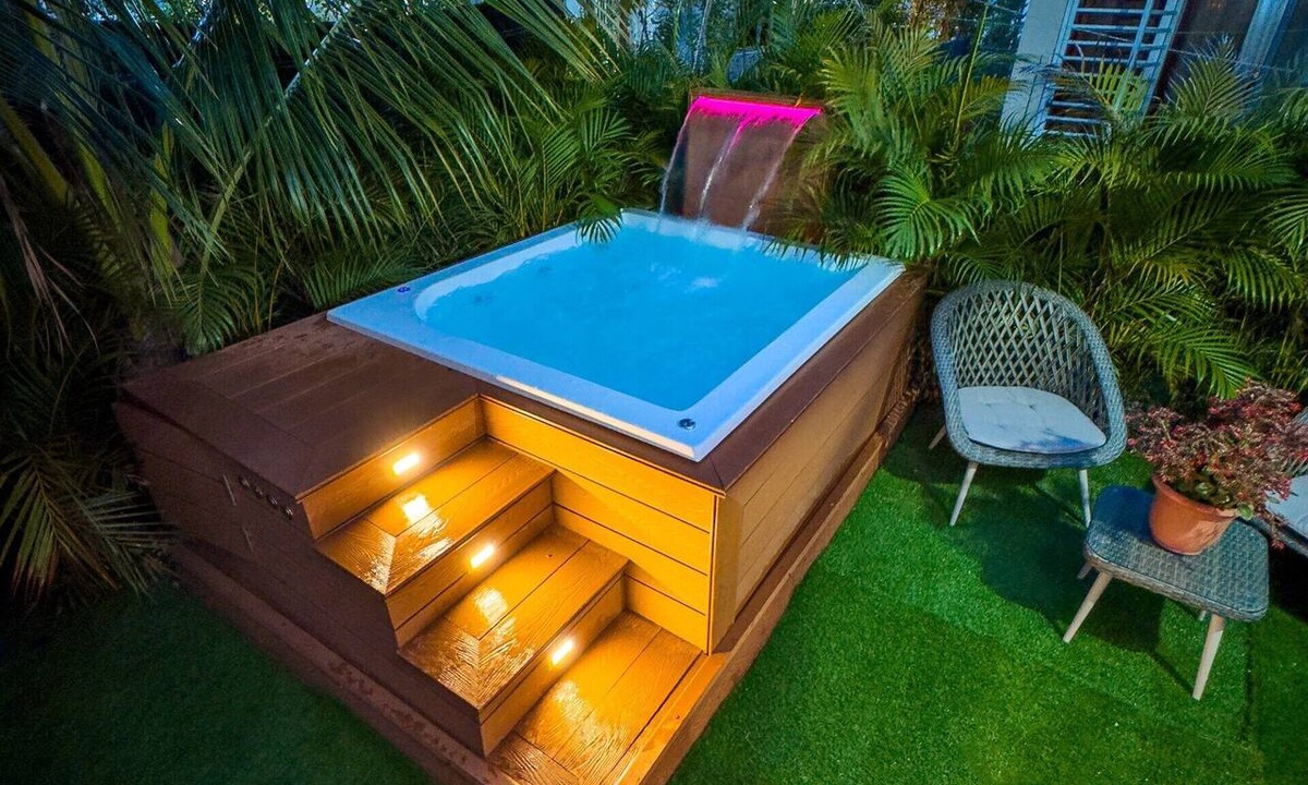 Veron House | Milyleo Home, Your Caribbean Hideaway – Private Jacuzzi & Tropical Comfort