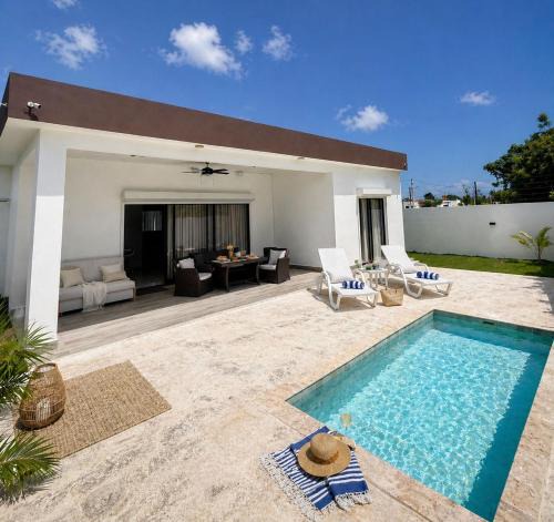 Higuey Villa | Modern 2BR Villa with Private Pool, Starlink WiFi, Security, Near Macao Beach