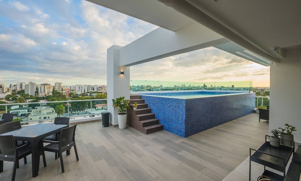 Downtown Santo Domingo Apartment | Modern Apartment in the City with Pool and Gym.