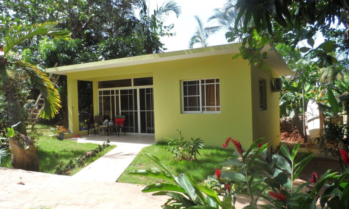 Costambar House | New Garden Bungalow In A Tropical Setting.