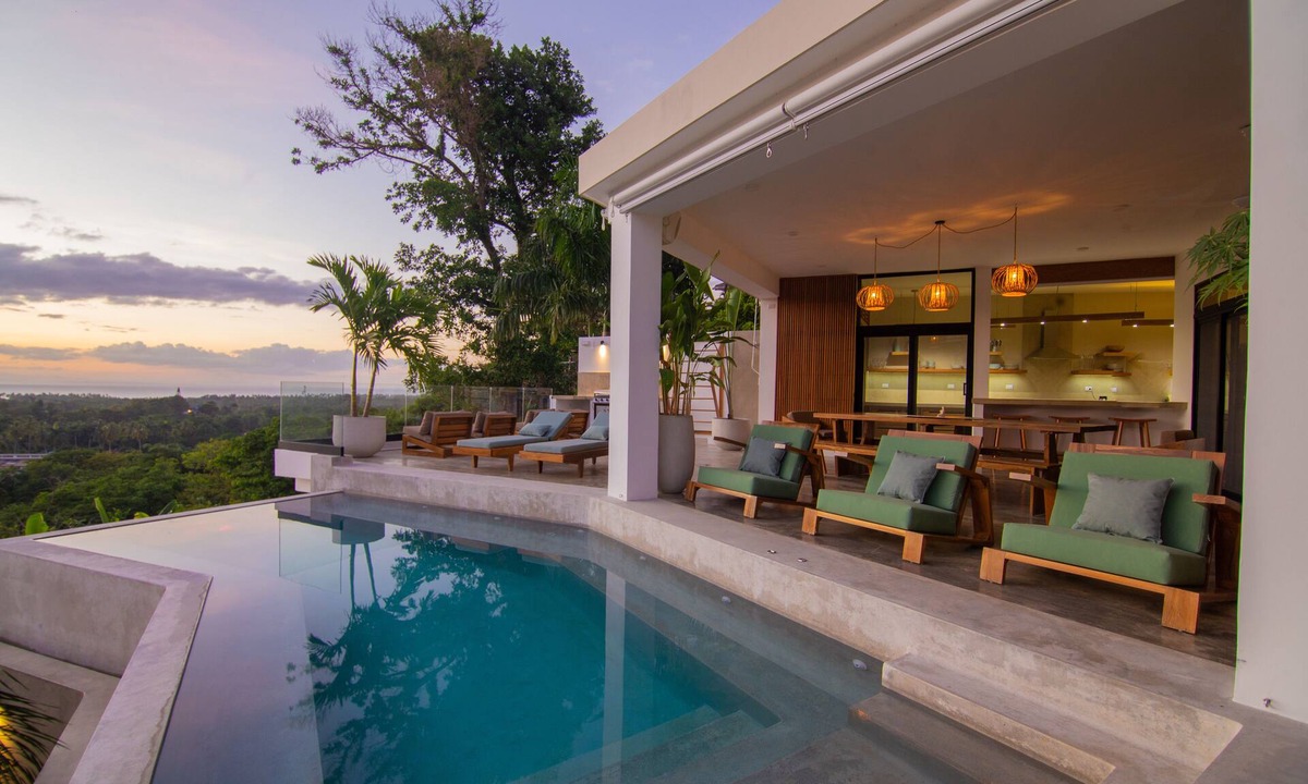 La Ceiba Villa | NEW Luxury StyLe 7 bedroom ViLLa @ BoNiTa BEACH
