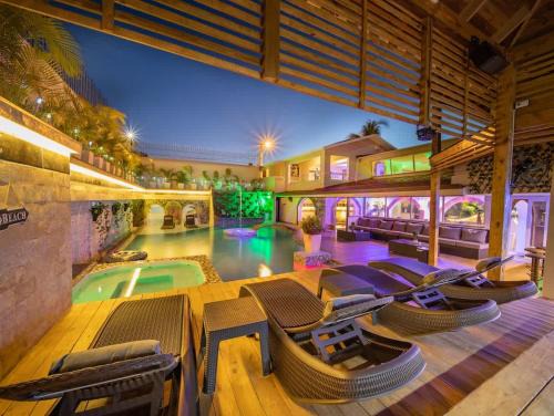 El Batey Villa | North Coast Luxury Villa in Sosua - 6BR Suites