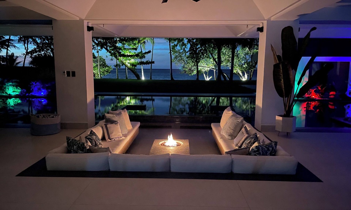 Cabarete Villa | Ocean front - with beach, gym, media room, sauna - new 6 bedroom villa