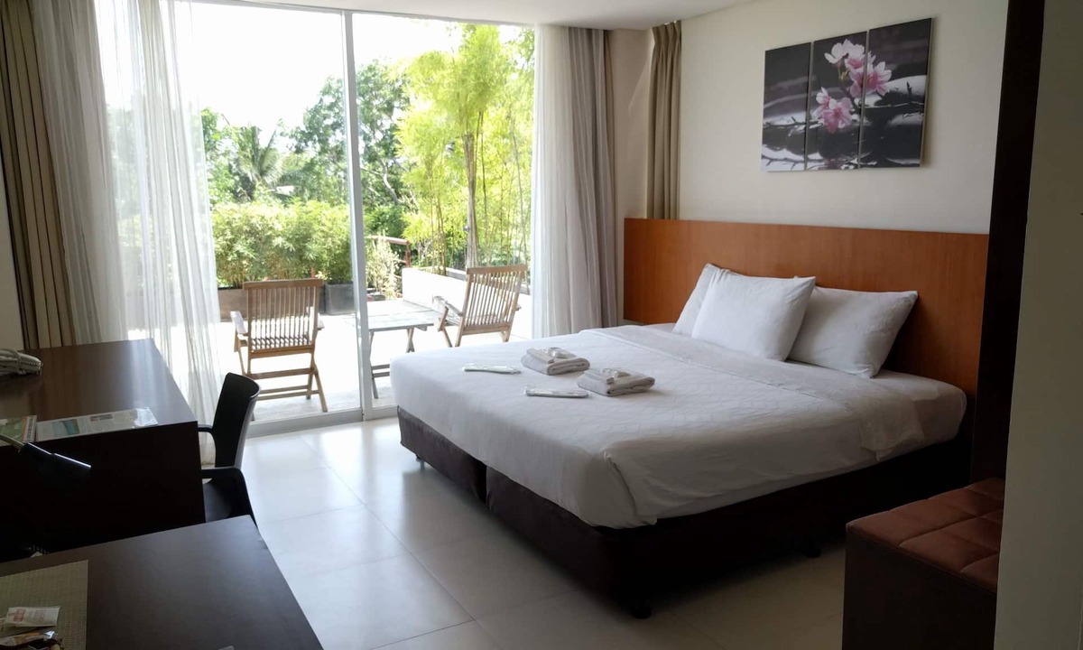 Tagbilaran Resort | Ocean Suites Boutique Hotel