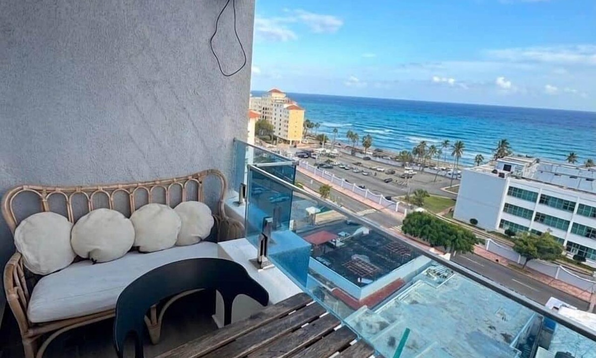 Ciudad Universitaria Apartment | Ocean View Modern Condo w/Picuzzi Santo Domingo