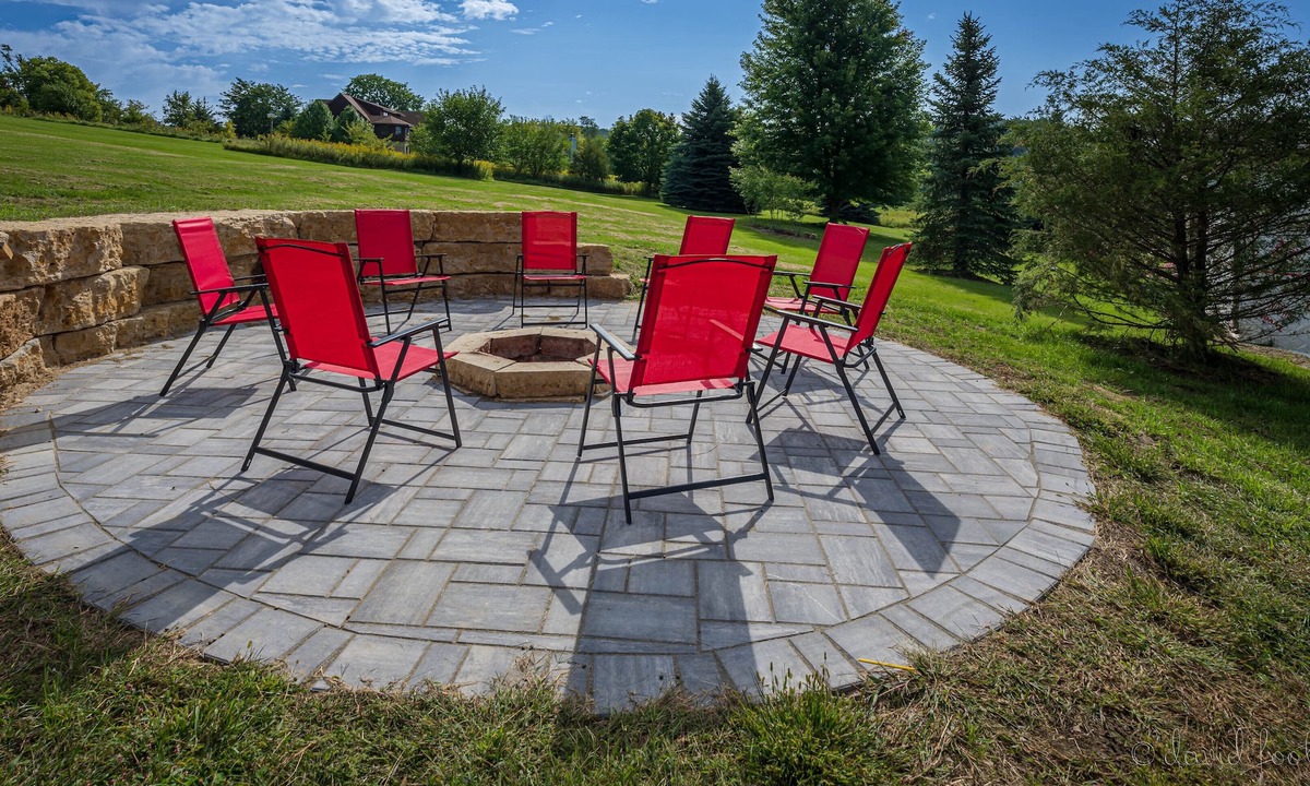 The Galena Territory House | Outdoor Hot Tub, Pool Table, Huge Fire Pit - Close 2 Pools!