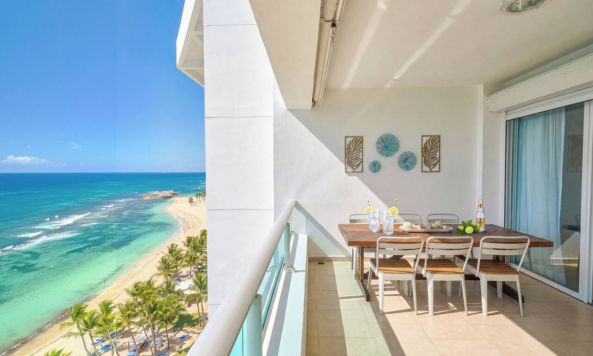 Villas Del Mar Apartment | PanoramicView| Beachfront| Fast WiFi| FullKitchen