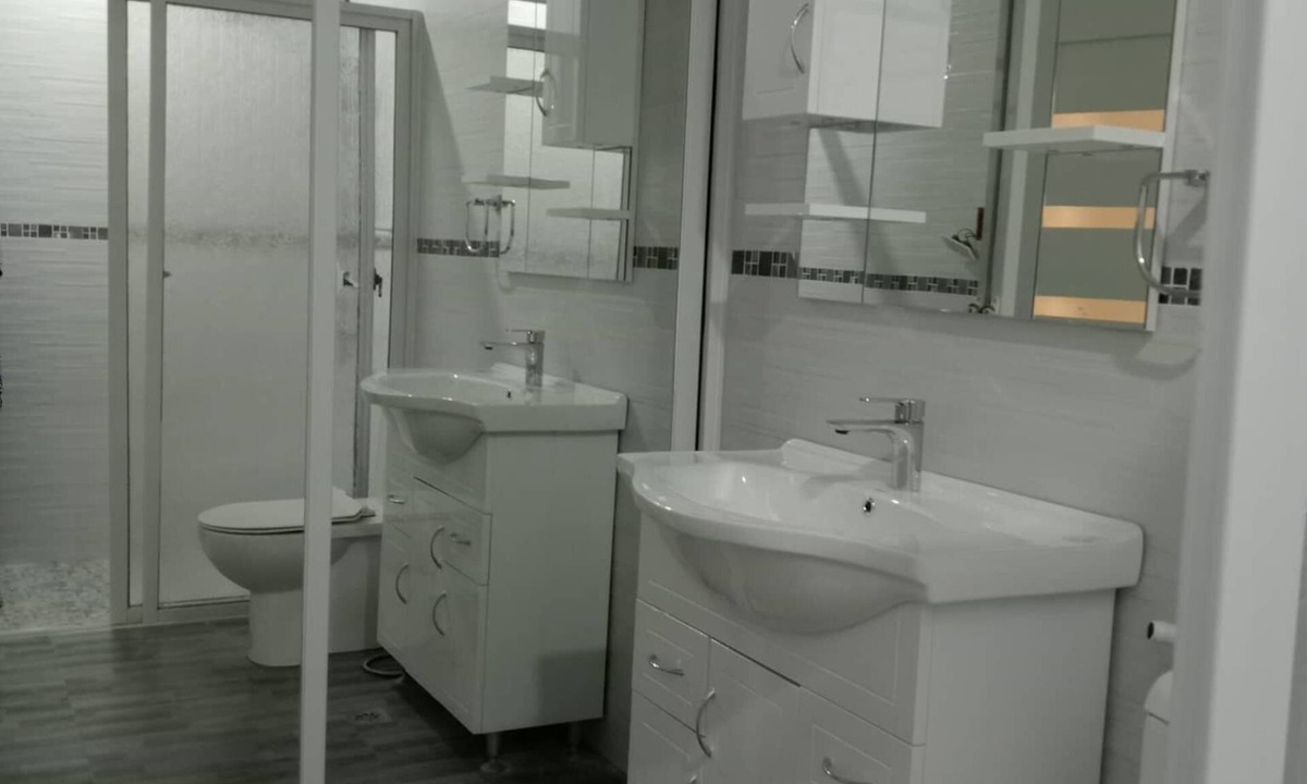 San Juan House | Popular Beachside Townhouse Unit 2 in Elyu