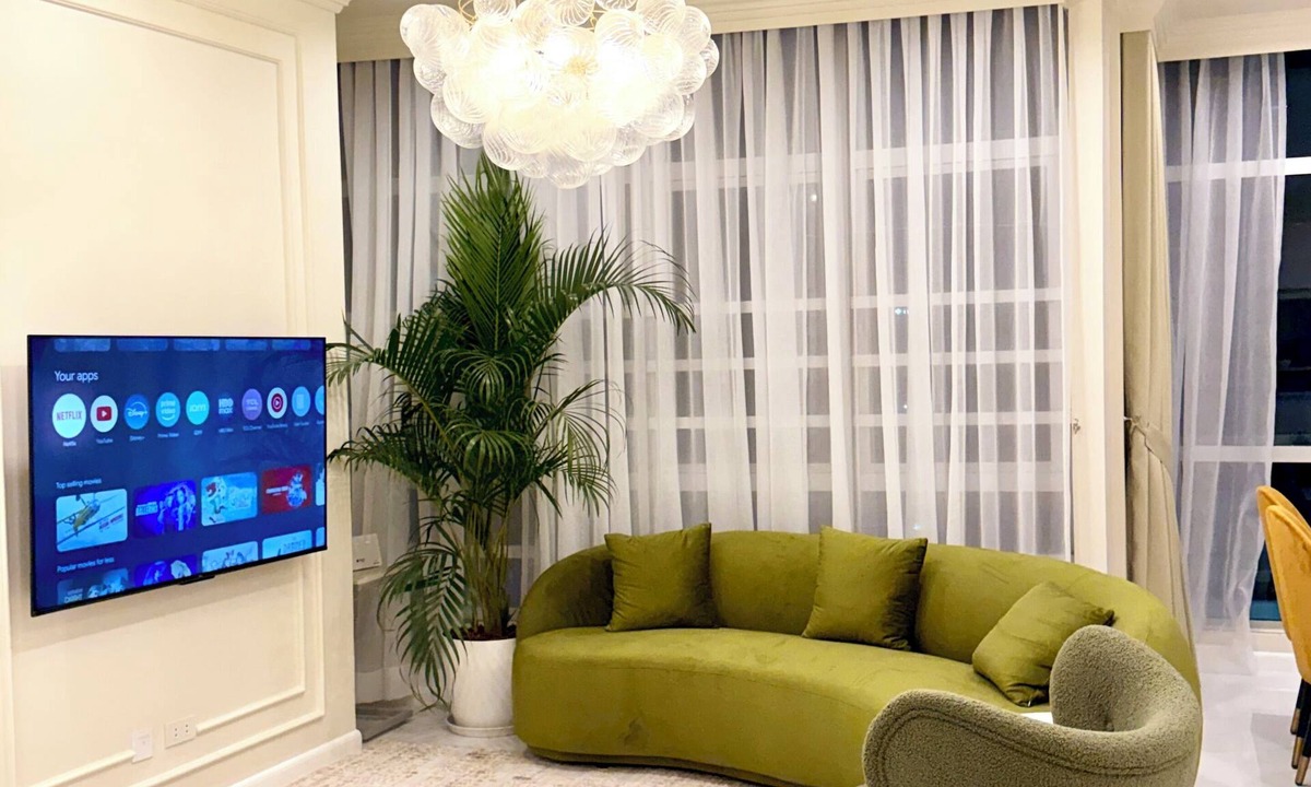 Bonifacio Global City Condo | Prime BGC 4BR, 153 sqm. in City Central Bgc walk to Burgos Circle & High Street