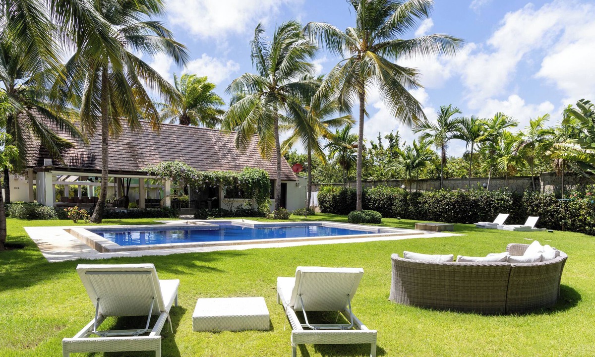 Bavaro Villa | Private PICKLEBALL Court at your Caribbean Villa!