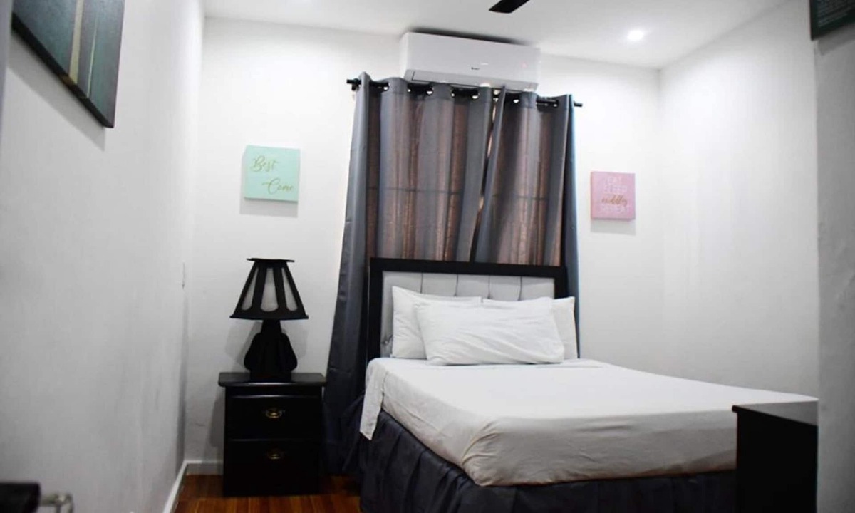 Barrio La Fortaleza Vieja Hotel | R3-COZY 1 BED HOTEL ROOM IN SAMANA WITH POOL
