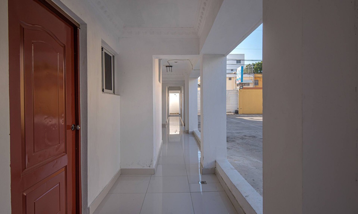 Tropical del Este Apartment | Relaxed 2 Bedroom Apartment 15 Near to the Airport