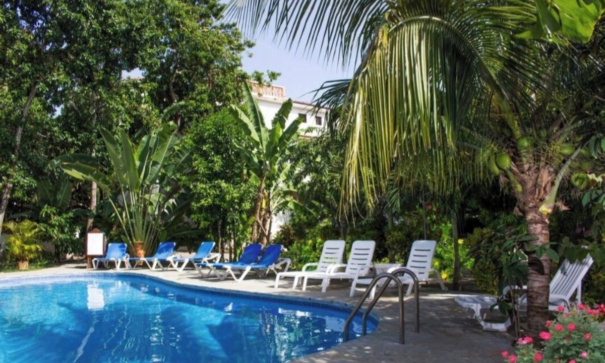 Playa Chiquita Apartment | Residencial Estephany- Comfortable Apartment with Pool