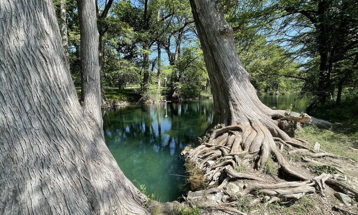 Utopia House | River is Flowing and Beautiful!Utopia Texas Waresville River Retreat Donoho Farm