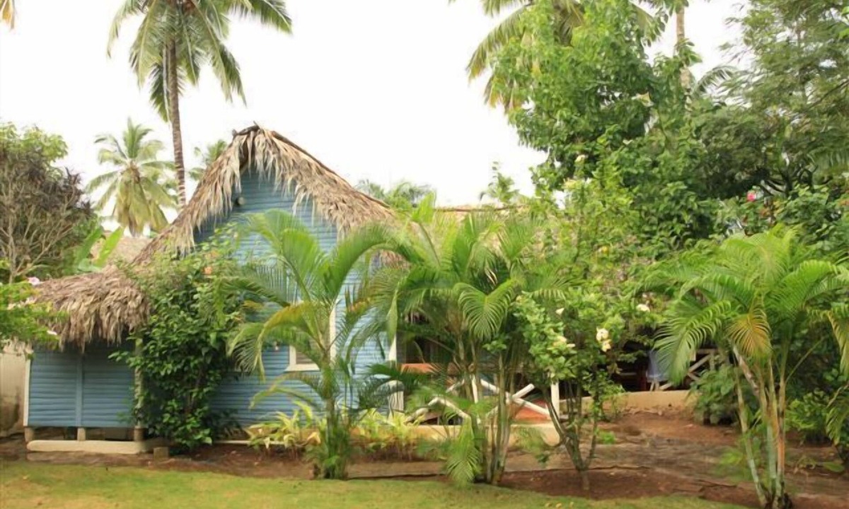 Las Terrenas Cottage | Robinson Crusoe Caribbean Syle Cottage, Simple Living 2 Minute Walk from Beach