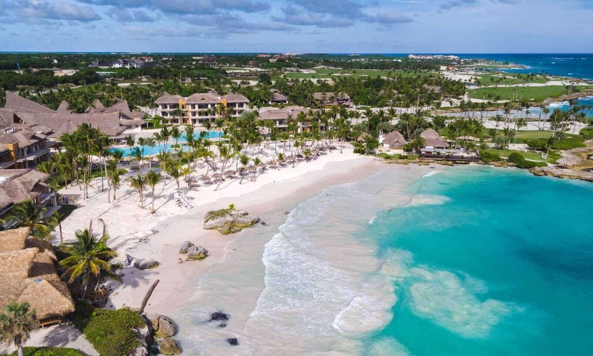Yarary - Cap Cana Villa | Sambarela Luxury Villa Ultra Luxury Estate in Cap Cana 3 Pools & Squash Court