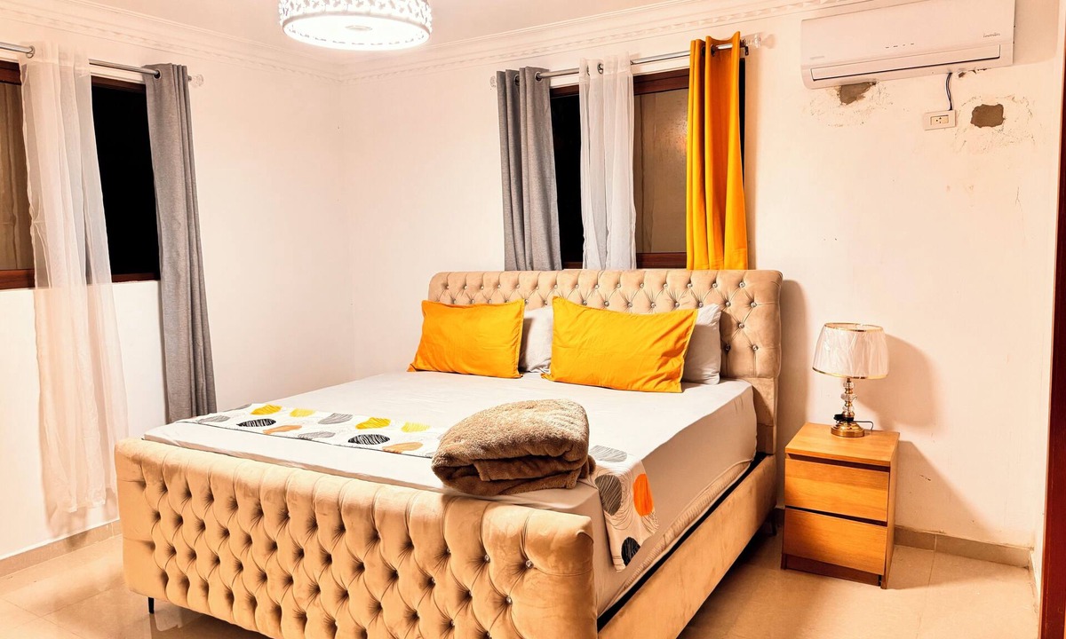 Santiago Province Apartment | Santiago Amazing 4bedrooms Apt for group, spectacular WIFI, close to all fun