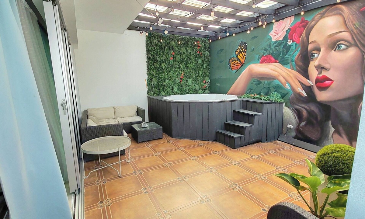 Evaristo Morales Apartment | Santo Domingo Bachelor Party 4BR Luxury City Center PH2