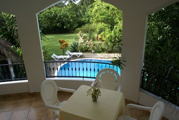 La Entrada Villa | Secluded, Tranquility, Caribbean Paradise, Villa Cocos Y Locos