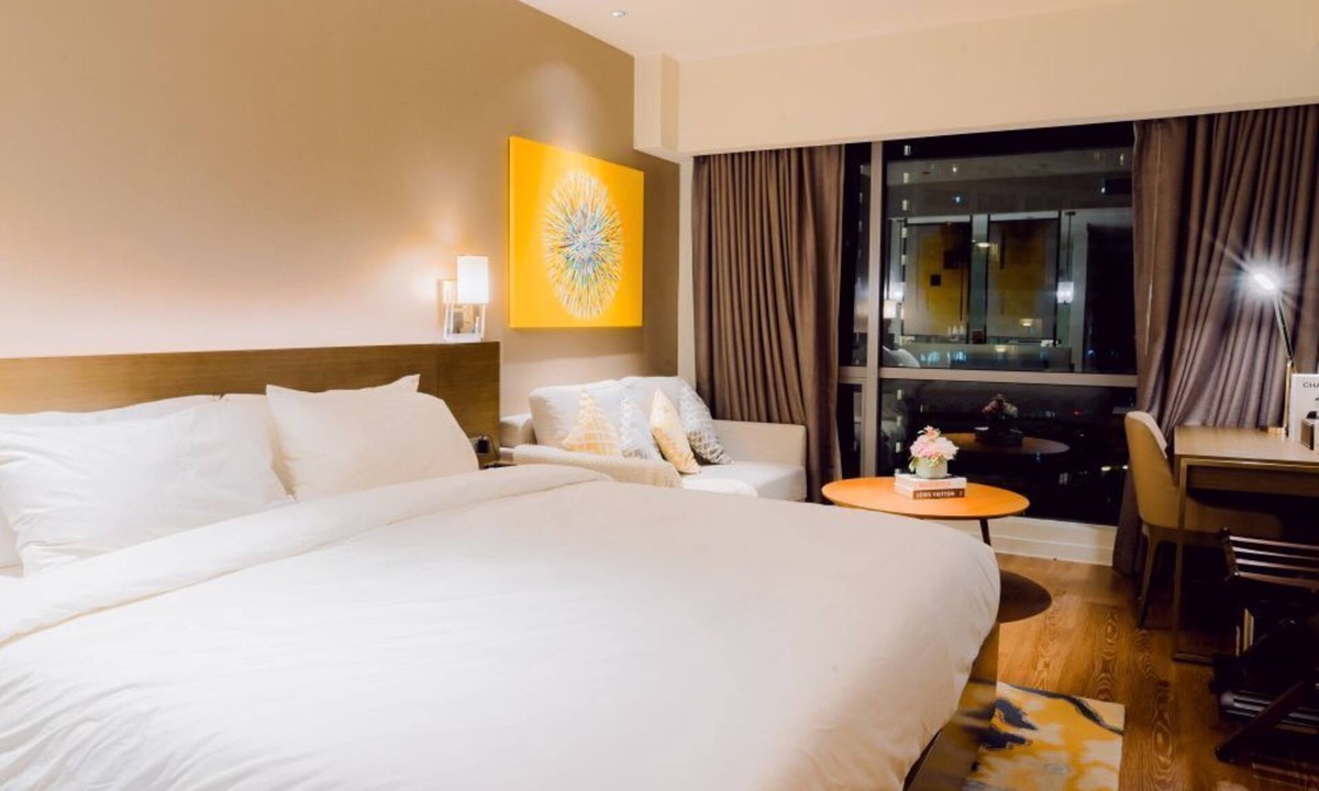 Makati Apartment | Serene Family Retreat