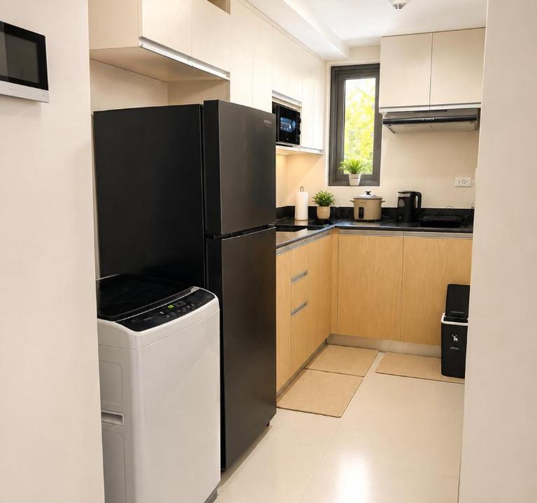 Bacolor Apartment | Sergaquila Cozy Stay Bryant Parklane Megaworld capitol Town