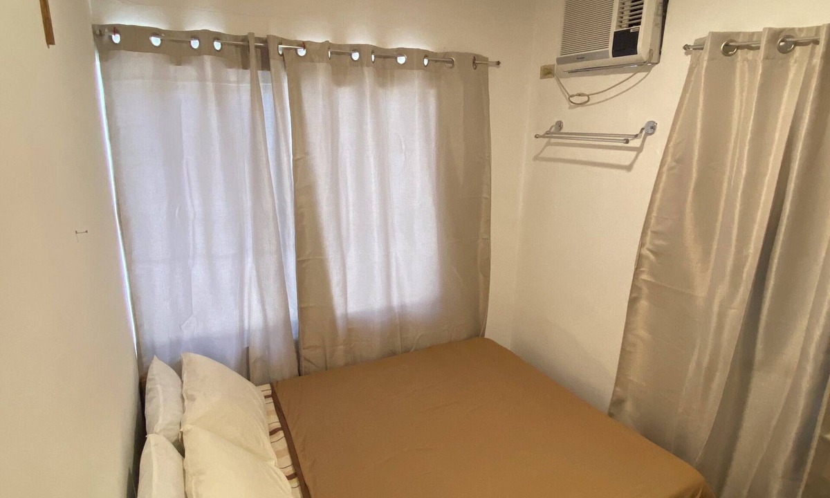 General Luna House | Simple, Practical & Comfy Room 4