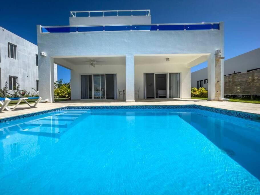 Sosua Villa | Sosua Ocean Village Pool Home