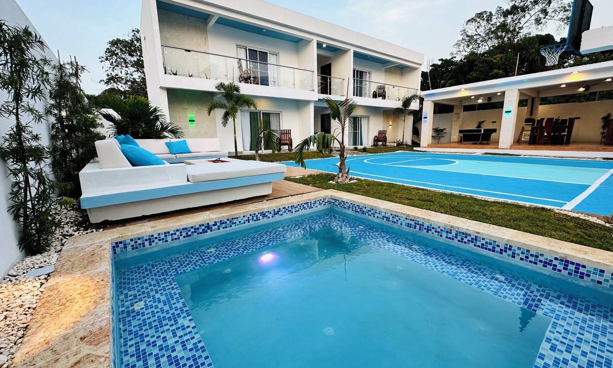 La Mulata Villa | Sosua villa 12Br available for bachelor party, Luxury VIP transportation
