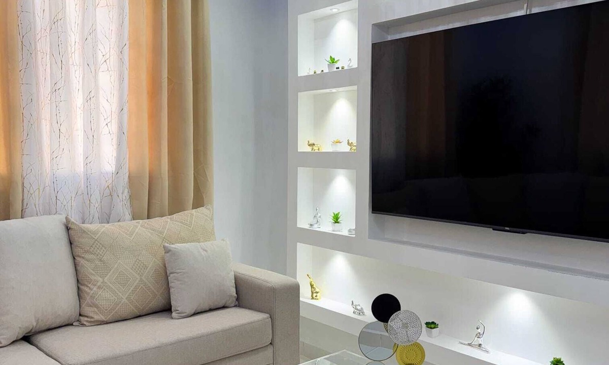 La Romana Apartment | Spacious 3 bedroom apartment with WiFi, air conditioning in Romana del Oeste