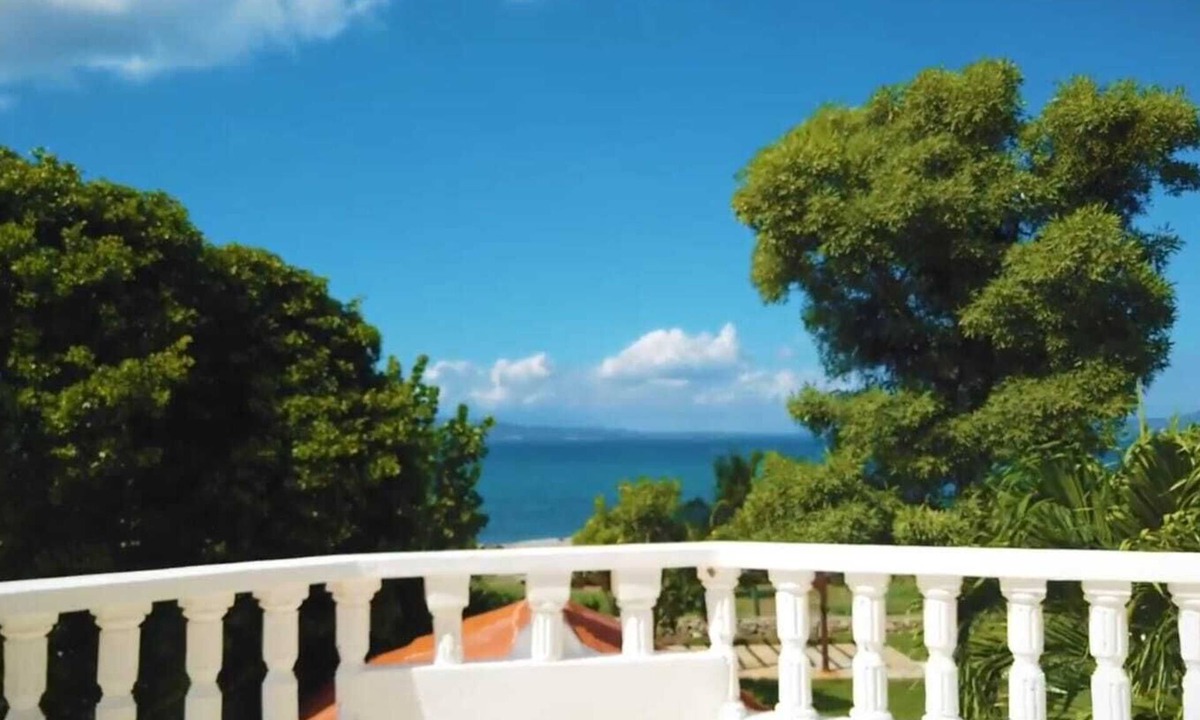 Las Charcas Villa | "Spectacular Oceanfront Villa with Pool Paradise 6 Bedrooms 6 Baths - Sleeps 20"