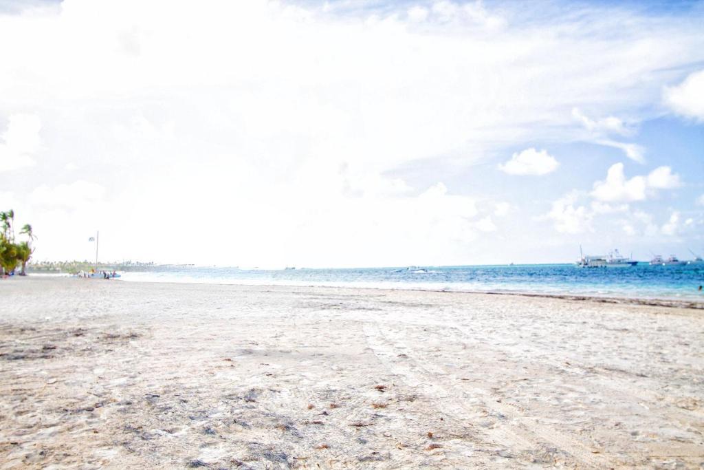 Playa Bibijagua Apartment | Style, Confort and Prime Location in Bibijagua.