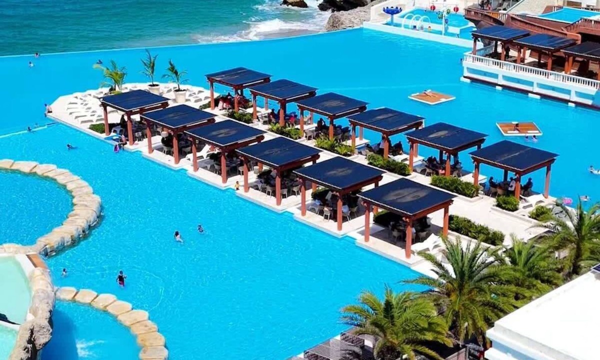 Playa Chiquita Villa | Villa Caracol in Sosua Ocean Village Santa Fe