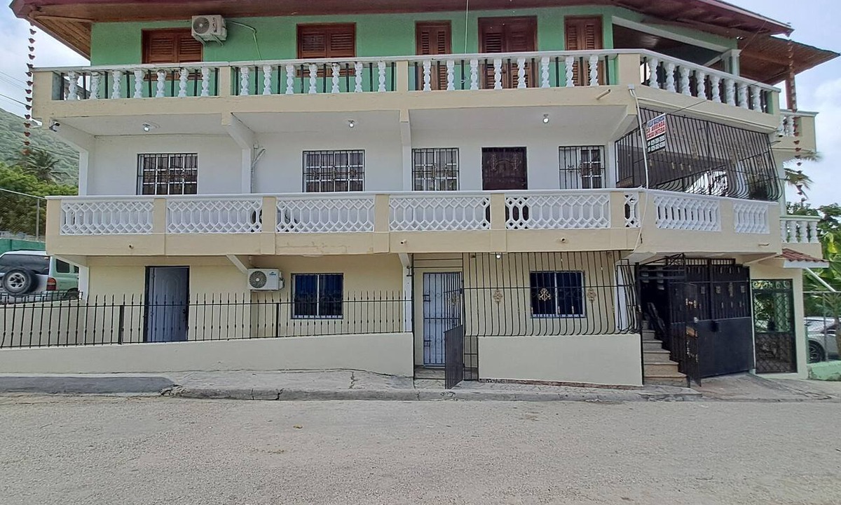 Los Patos House | Villa Valencia. Caribbean House in Los Patos de Barahona. Ideal for families.