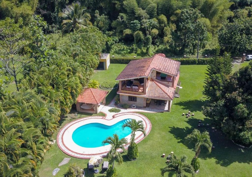 Villa Altagracia Villa | Villarosecaecolodgelosmogotes Poolfamily
