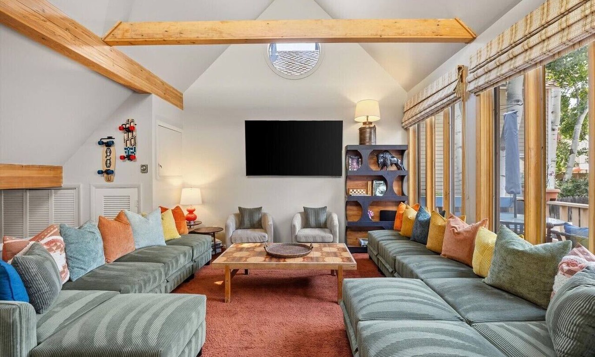 West End Cabin | Vintage Aspen Miner`s Cabin