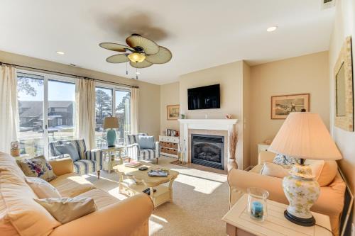 Westland House | Windmill Point' Home: Steps to Beach & Pier!