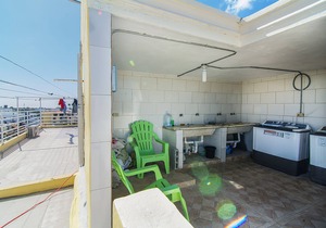 1-Bedroom Apartment with 3 Single Beds Near SDQ Airport Fast Wi-Fi & Free Pa